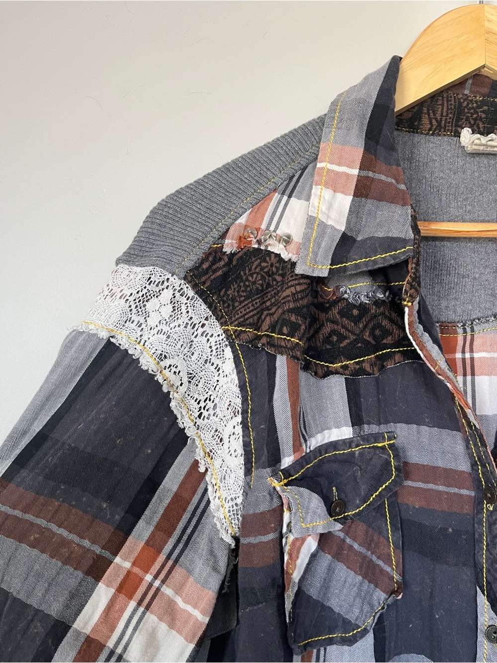 Gimmicks by BKE | Blue & Orange Long Sleeve Detailed Flannel Button Down Shirt - Picture 4 of 8